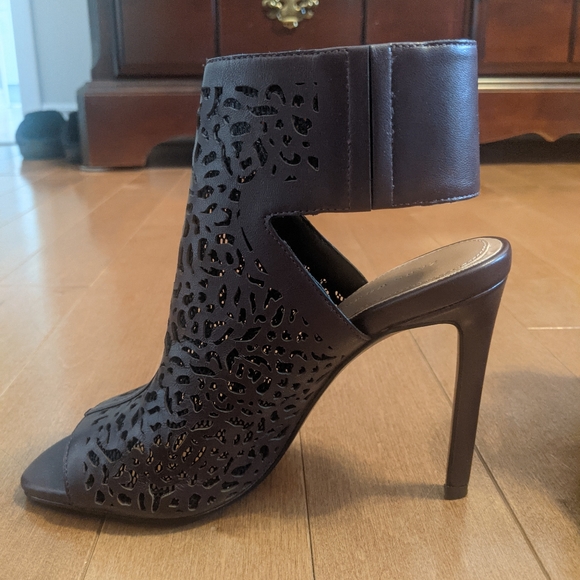 Zara Heels - Picture 2 of 4